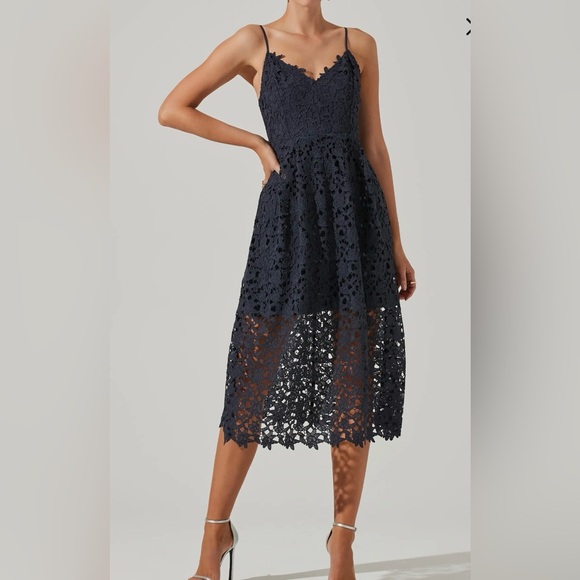 Astr Navy Blue Lace Midi Dress - Picture 3 of 11